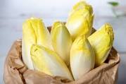 endives-dans-un-panier
